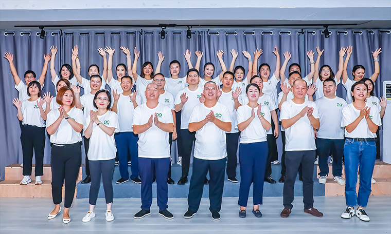綠之韻集團(tuán)20周年紀(jì)念曲發(fā)布——《愿世間所有的美好如約而至》